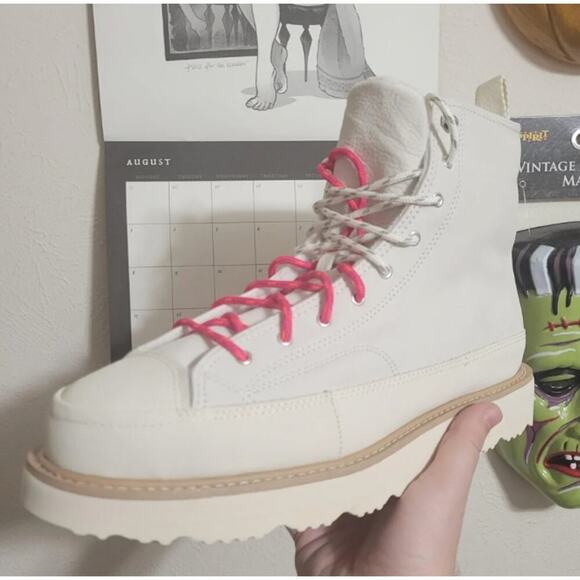 Converse Shoes - Converse Chuck Taylor Crafted Boot White Unisex Size 10